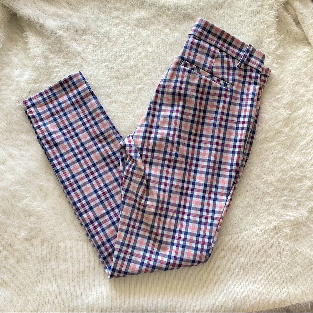 GAP Signature Skinny